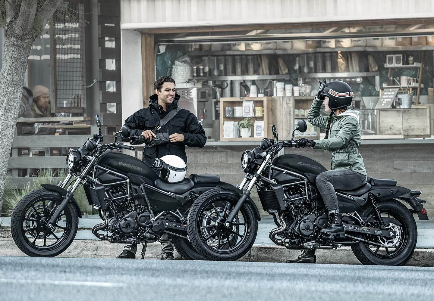 ELIMINATOR ブラックタンク Kawasaki ELIMINATOR | 扱いやすいストリートクルーザー