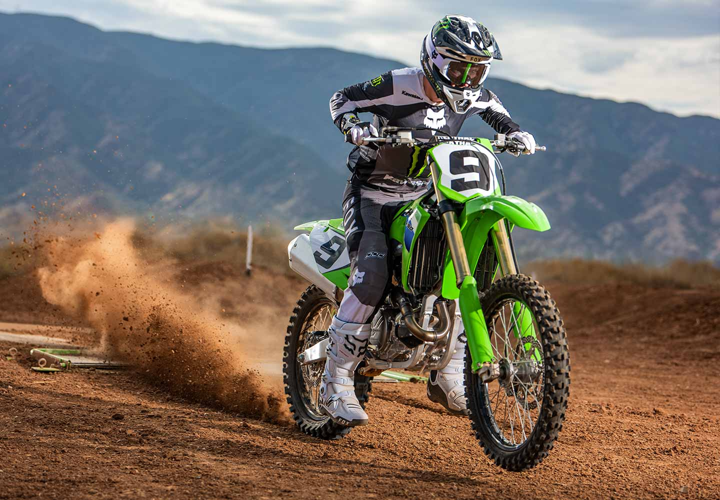 Kawasaki KX450 | 競技用車両|もっともパワフルなモトクロッサー