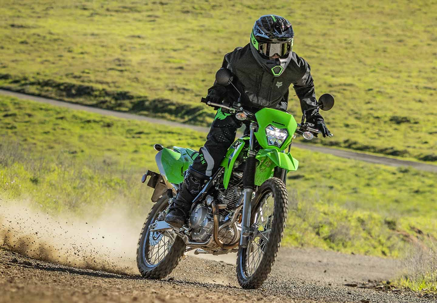 Kawasaki KLX230 | デュアルパーパスモーターサイクル | 軽量なオン