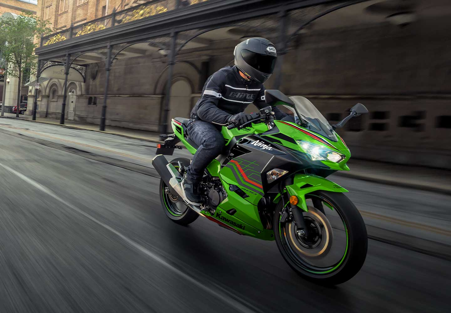 カワサキ ニンジャ400 Kawasaki Ninja ZX-4R |スーパースポーツモデル