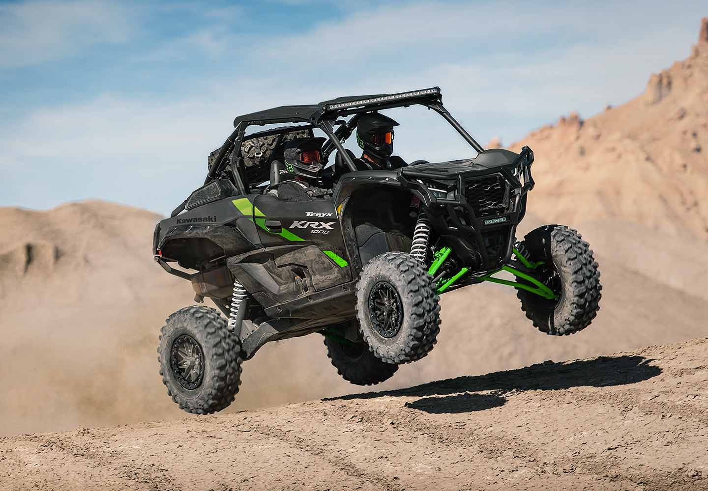 カワサキ TERYX KRX 1000| サイド・バイ・サイド | あなたの冒険心を