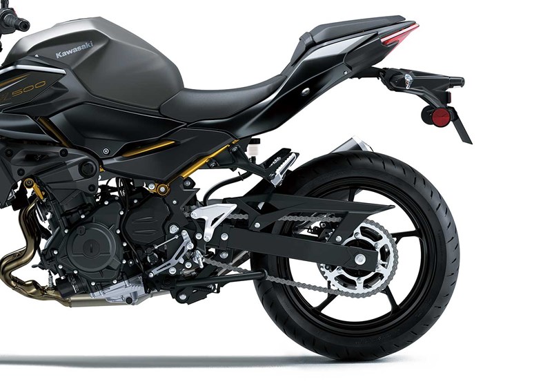 軽量で取り回しやすいシャーシ