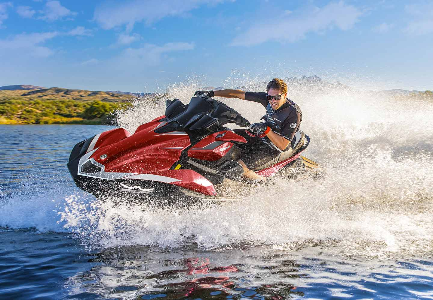 カワサキ JET SKI ULTRA 310 | パーソナルウォータークラフト | 最上級