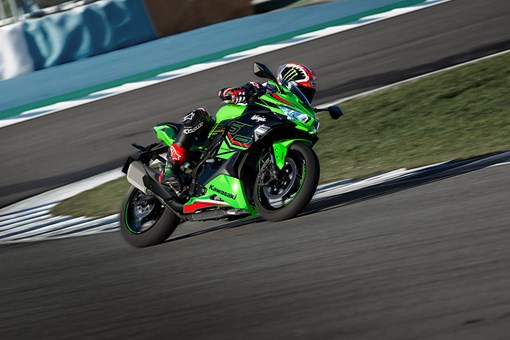 2023 NINJA ZX-25R SE KRT EDITION