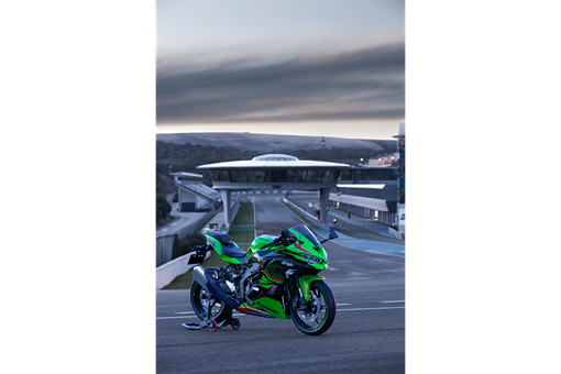 2024 Ninja ZX-25R SE KRT EDITION モーターサイクル |株式会社