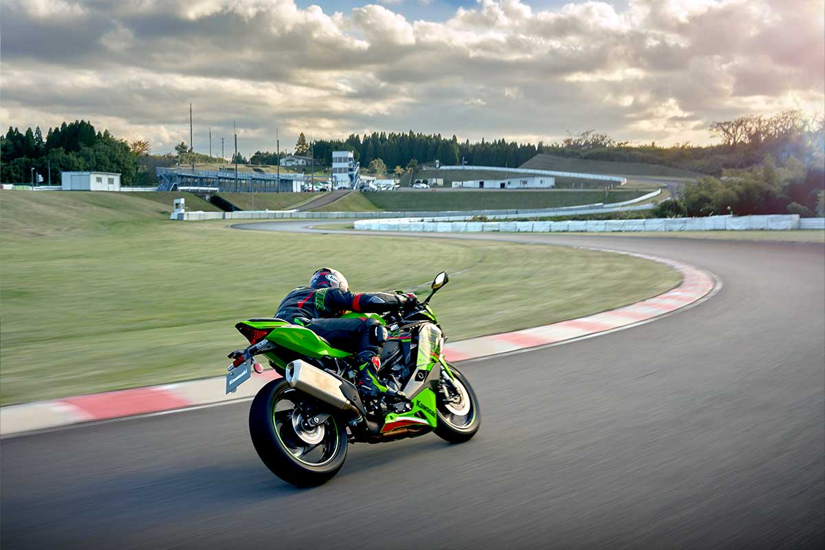 2024 Ninja ZX-4RR KRT EDITION モーターサイクル |株式会社