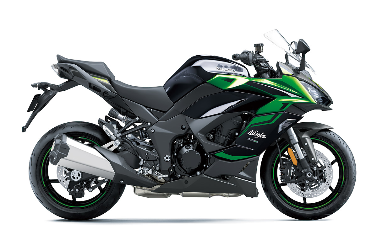 ニンジャ1000SX 2024年式純正加工ローシート 2024 Ninja 1000SX モーターサイクル |株式会社カワサキ