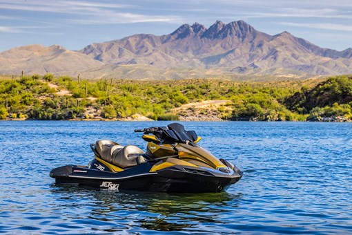 2023 JET SKI ULTRA 310LX