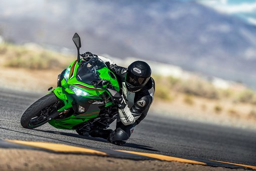 2024 NINJA 400 KRT EDITION