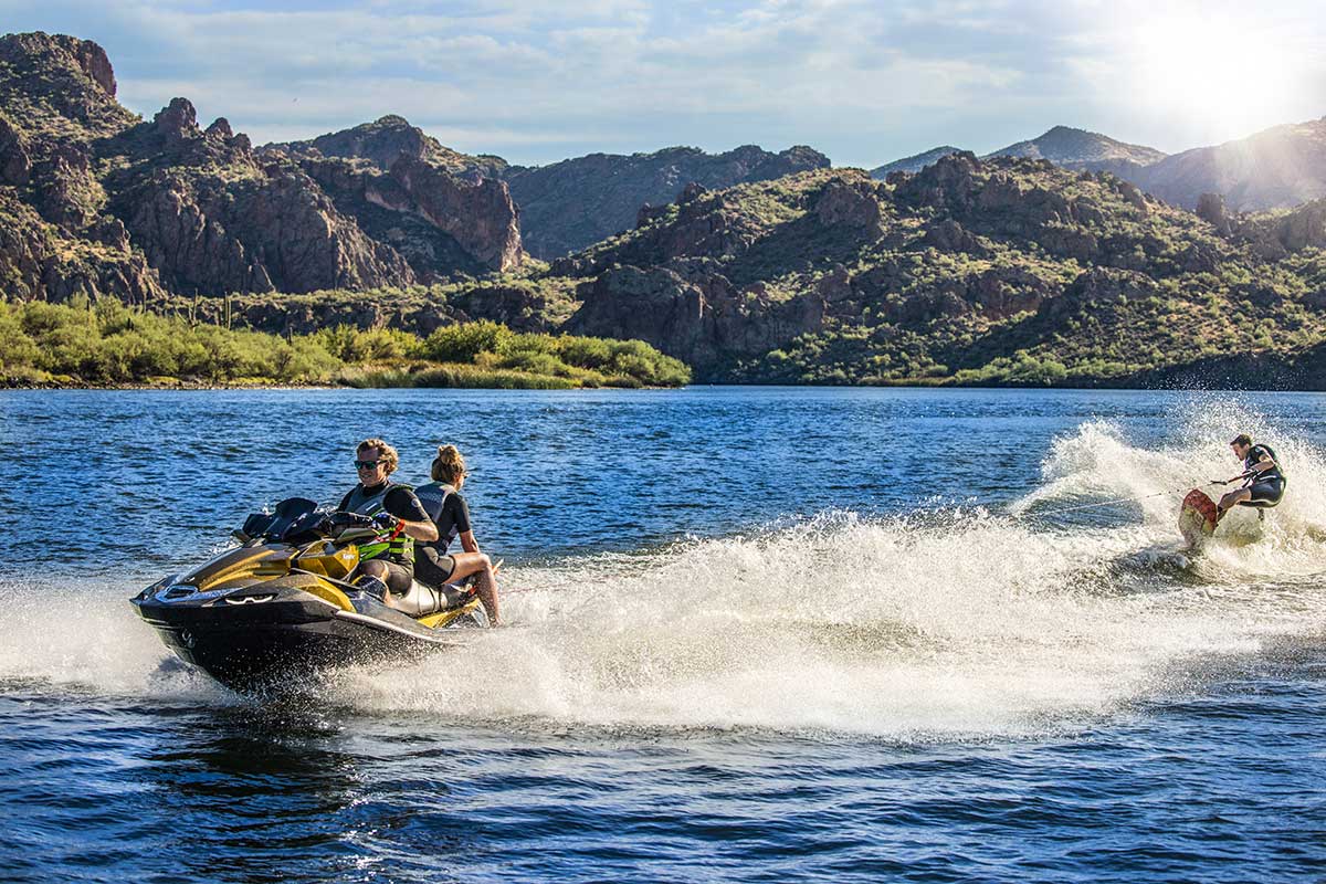 2024 JET SKI ULTRA 160LX