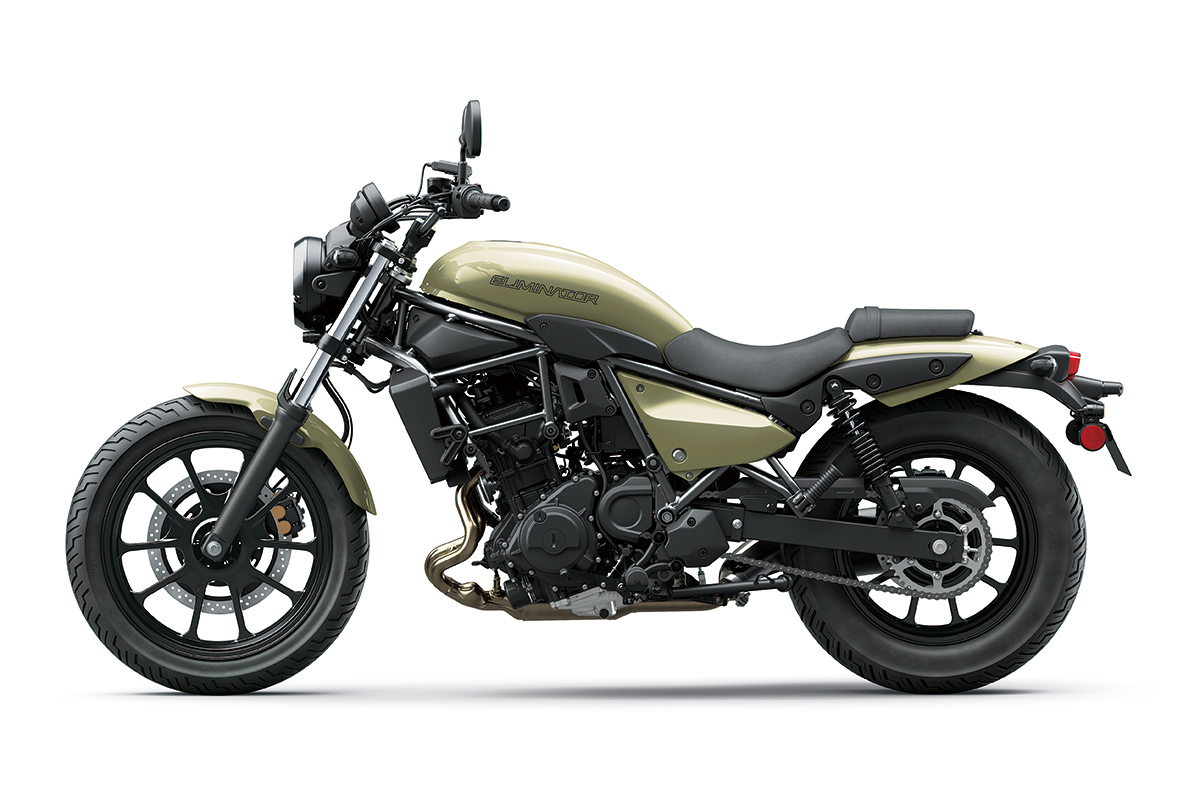 訂正‼️エリミネーター400SE 2025年モデル純正シート新品、未使用 2025モデルエリミネーター400発表されました！！ [最新情報] | U