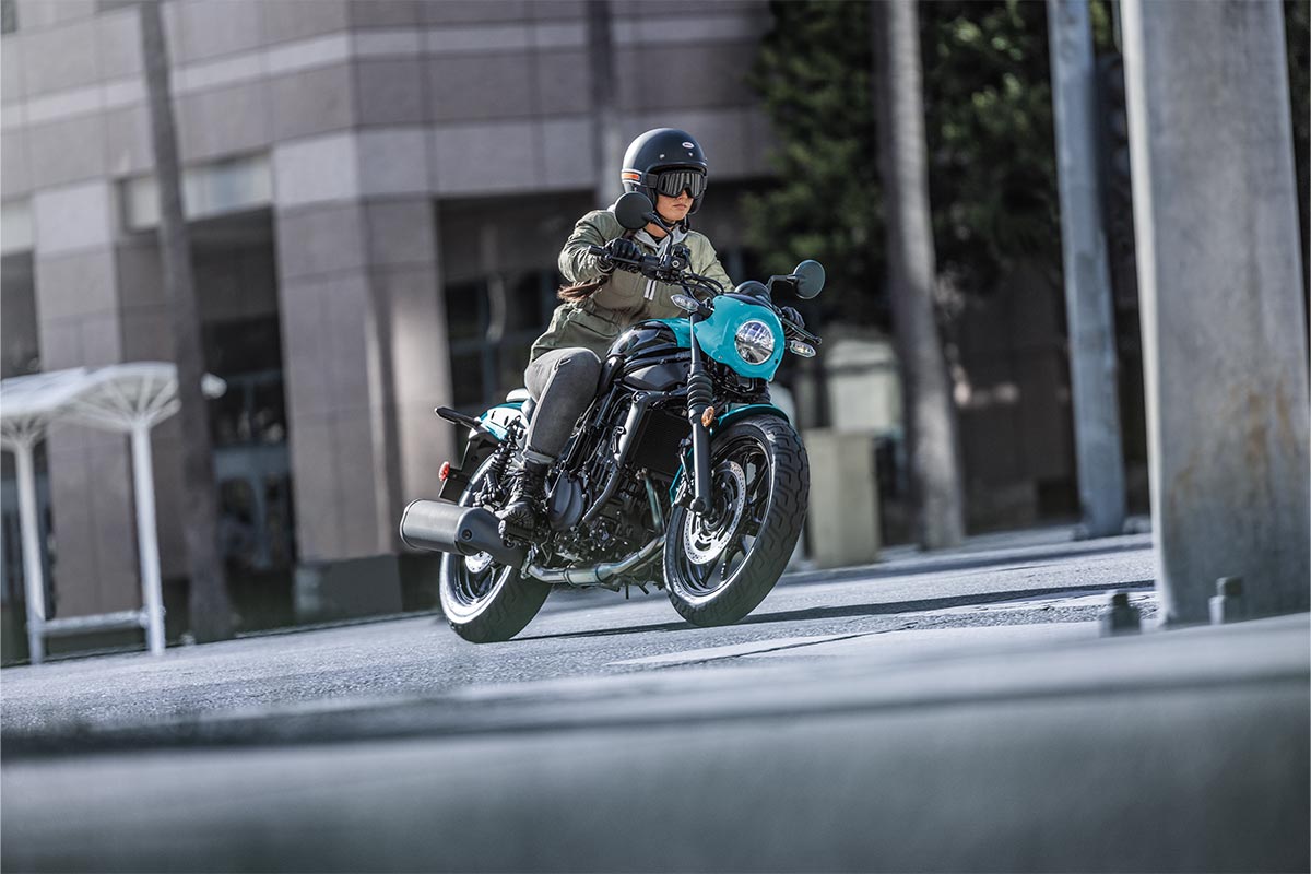 2025 ELIMINATOR SE モーターサイクル |株式会社カワサキ