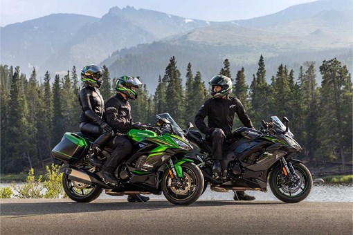 2025 NINJA 1100SX
