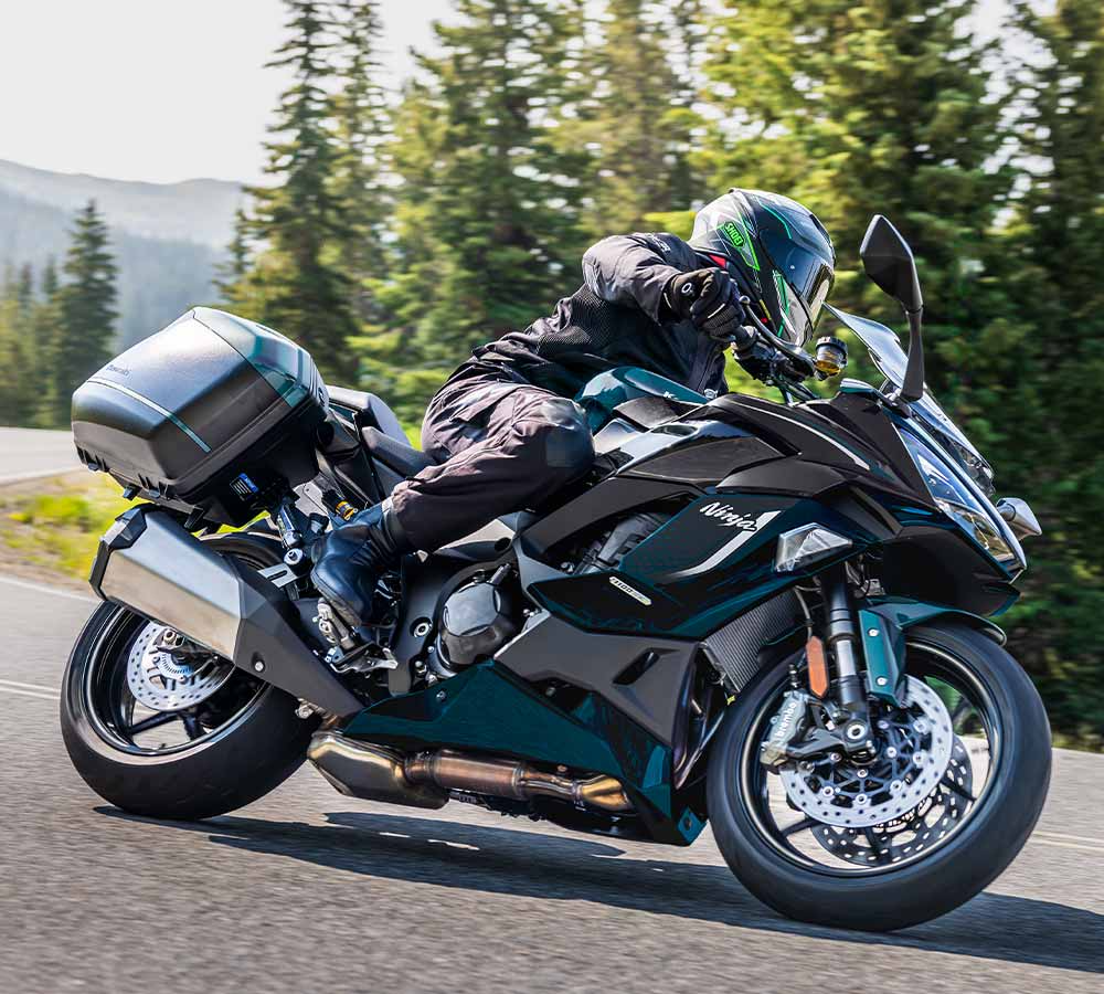 Kawasaki Ninja 1100SX | スポーツツアラーモデル | パワフルかつ有能
