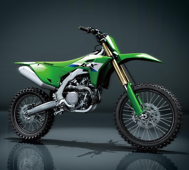 Image of 2027 KX450F in action