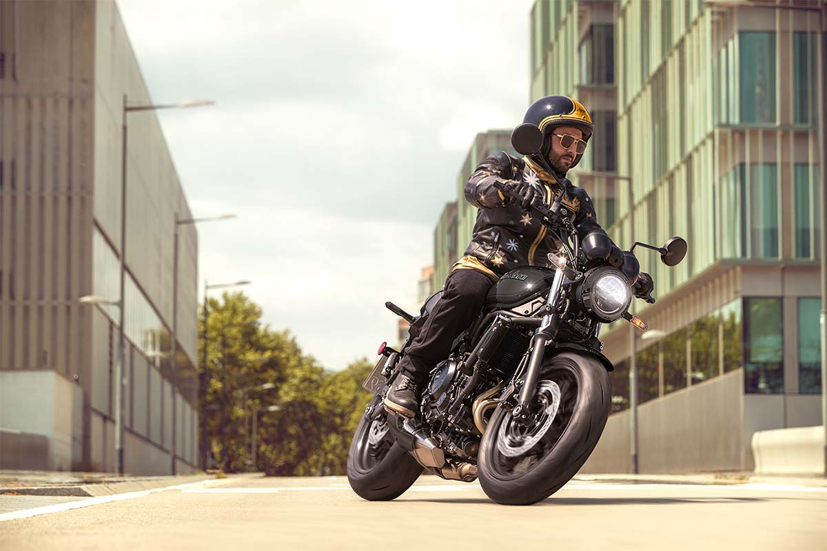 2027 Z650RS Black Ball Edition