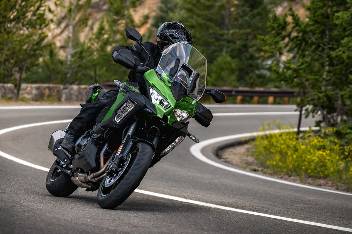 2027 VERSYS 1100 SE