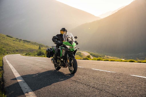 2027 VERSYS 1100 SE