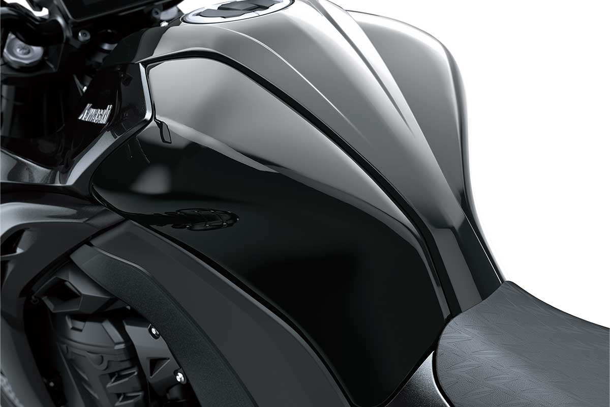 2027 Z1100