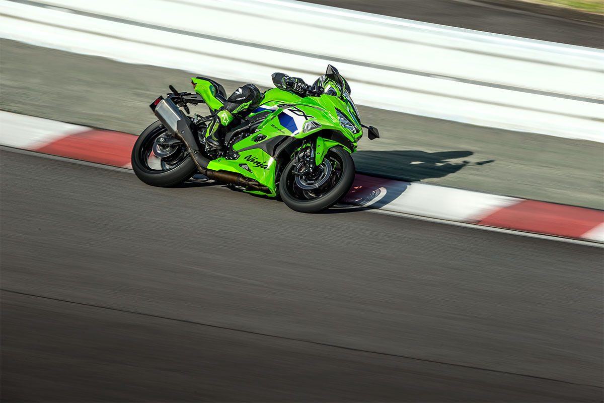 2026 NINJA ZX-4RR
